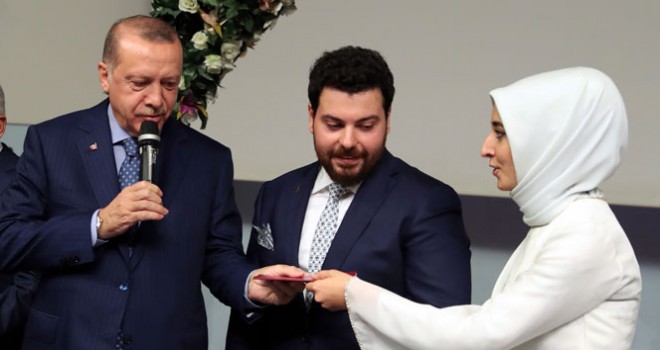 Cumhurbaşkanı Erdoğan, nikah şahidi oldu!