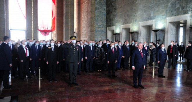 Meclis 100 yaşında! Anıtkabir'de sade tören